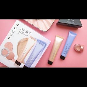 LE Becca Cosmetics Jet Set Glow Kit